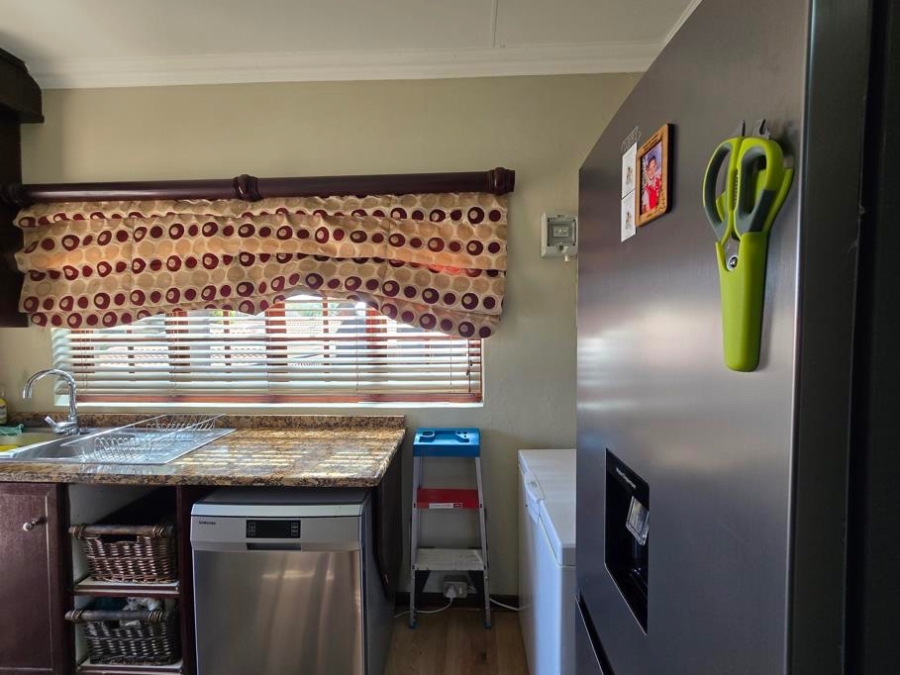 4 Bedroom Property for Sale in Wilkoppies North West